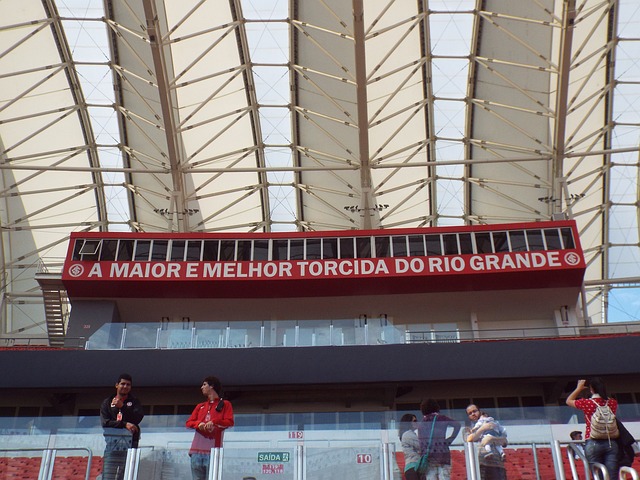 场出球方面 场出球方面